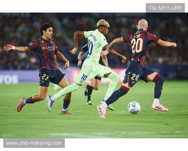 亚马尔点球击中门柱，巴萨新星错失打破僵局良机